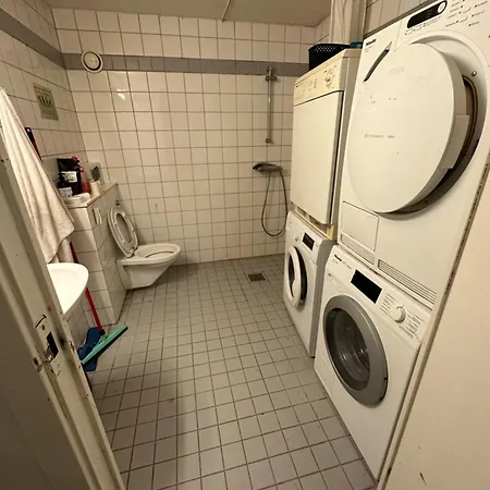 - Centrum Guest house